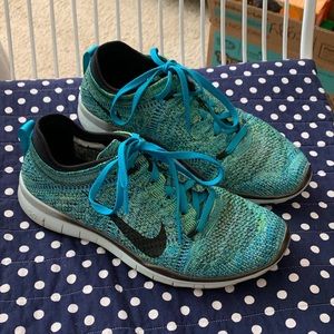 Nike Free TR Flyknit Shoes